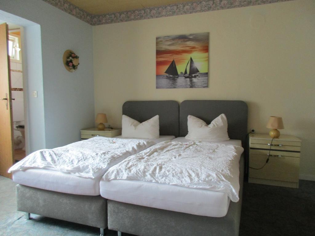 Weimer Hotel Weinaehr Экстерьер фото