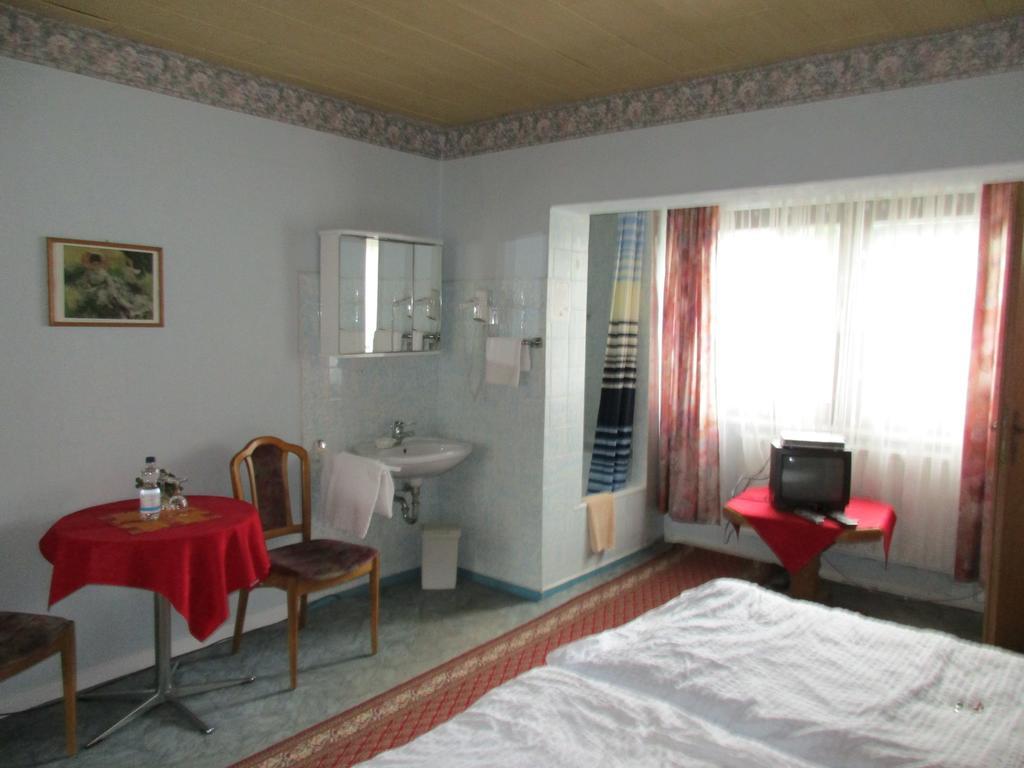 Weimer Hotel Weinaehr Экстерьер фото